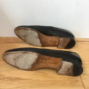 Mezlan | Shoes | Mezlan Black Leather Loafer With Tassels M  display picture 1